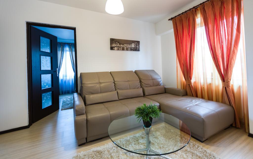 IL Primo Apartments Iasi Esterno foto