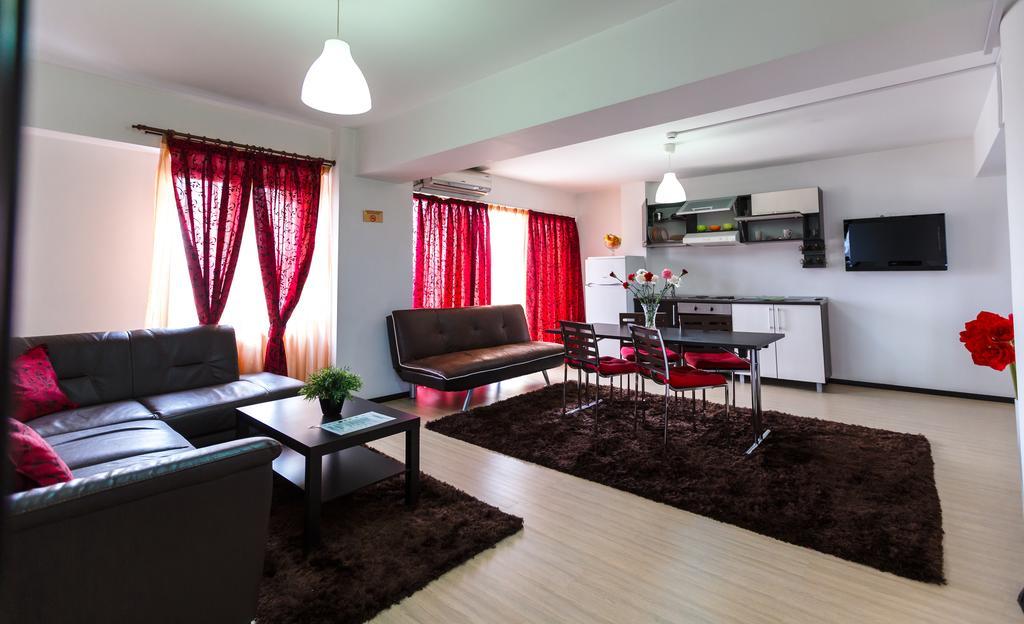 IL Primo Apartments Iasi Esterno foto