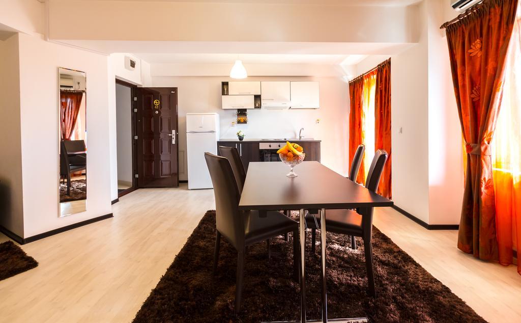 IL Primo Apartments Iasi Esterno foto